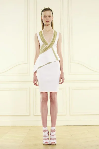 Look 1